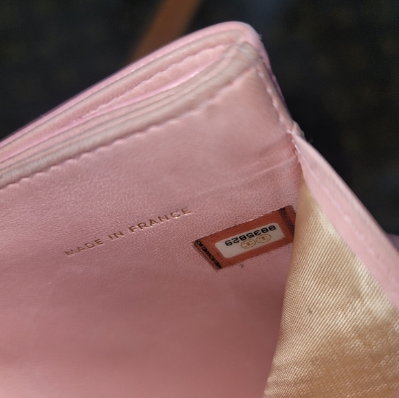 CHANEL Caviar Leather Bubblegum Barbie Pink Pastel Wallet WOC - Picture 4 of 13